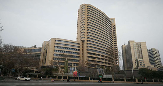 凈松援助江蘇省人醫(yī)隔離病房新風凈化設備  同心抗疫